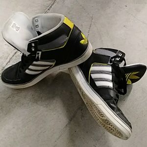 Addidas high top basketball shoes mens size 12